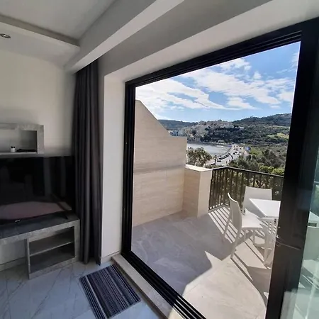 The Diamond Apartment